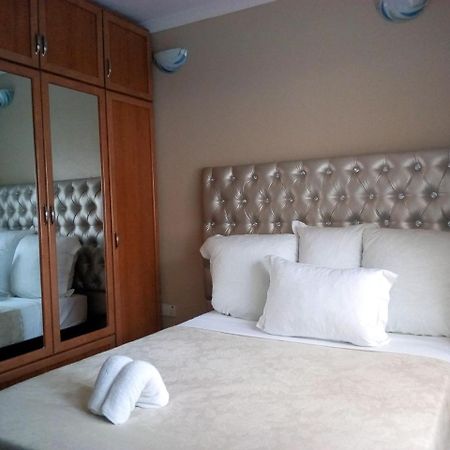 Zenith Lodge Лусака Экстерьер фото